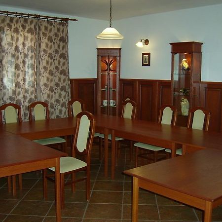 Varkert Panzio Miskolc Extérieur photo