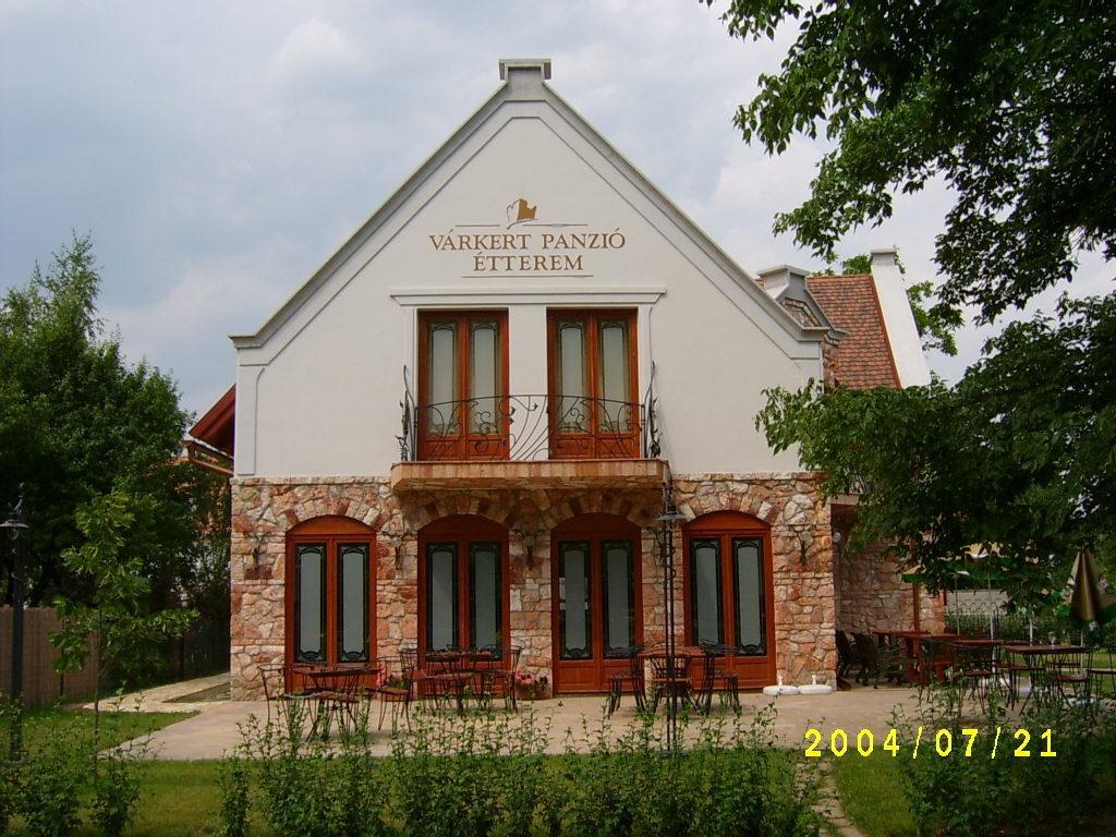 Varkert Panzio Miskolc Extérieur photo