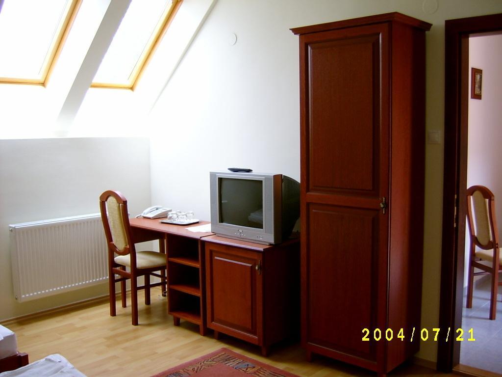 Varkert Panzio Miskolc Extérieur photo