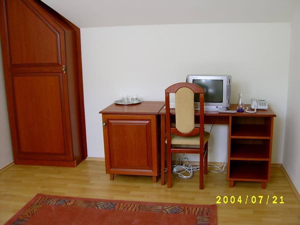 Varkert Panzio Miskolc Chambre photo